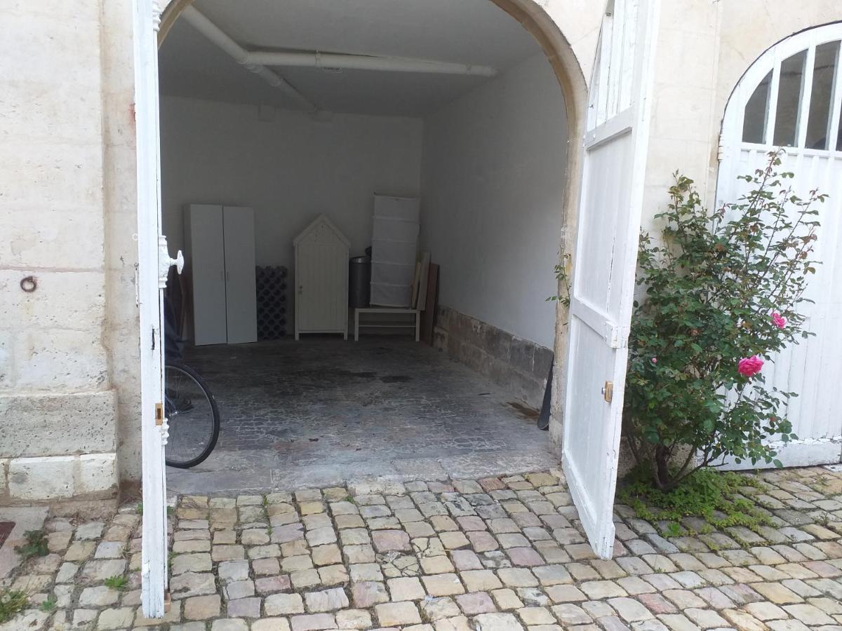 A La Grosse Armee - Dans Hotel Particulier, Hypercentre Avec Garage, Au Calme Bourges Dış mekan fotoğraf